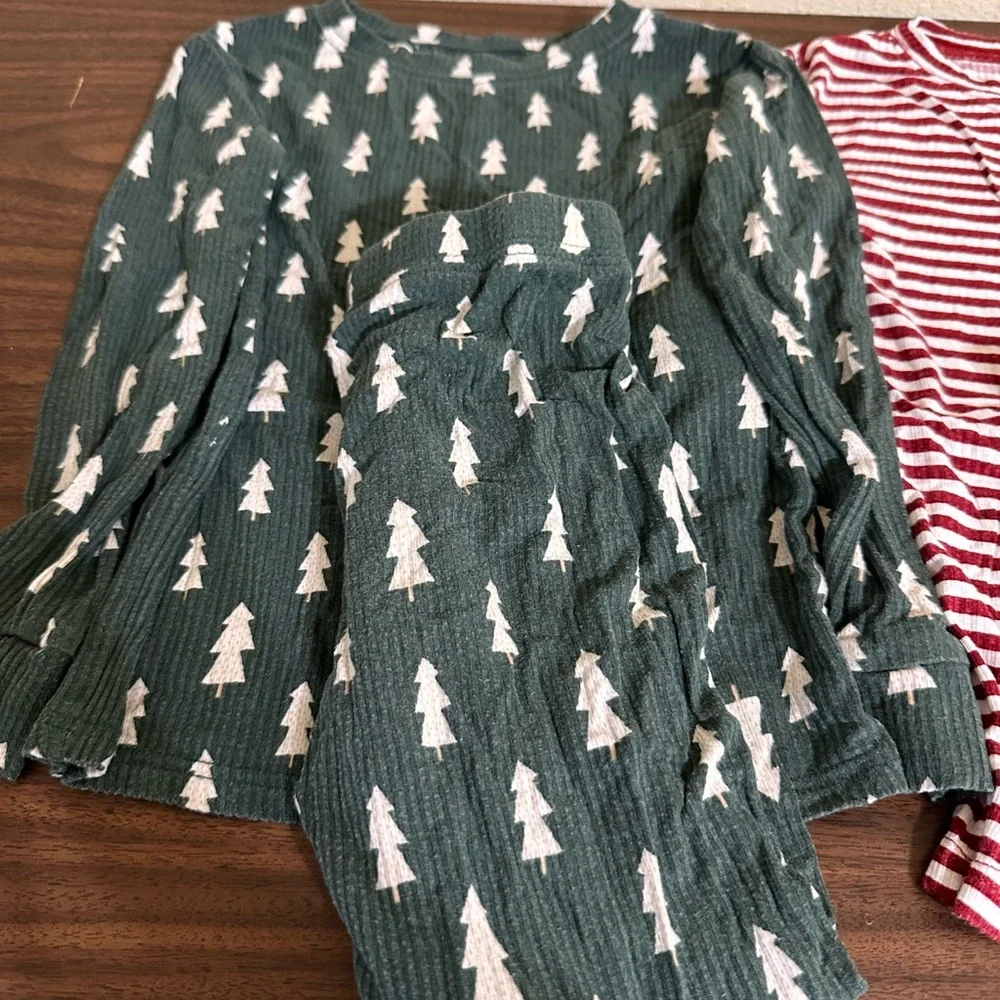 Festive Holiday/Christmas Bamboo Pajamas - Picture 2 of 7